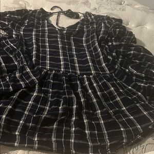 ⭐️Maurice’s Women’s Black Plaid Peplum Tie-Back Top⭐️